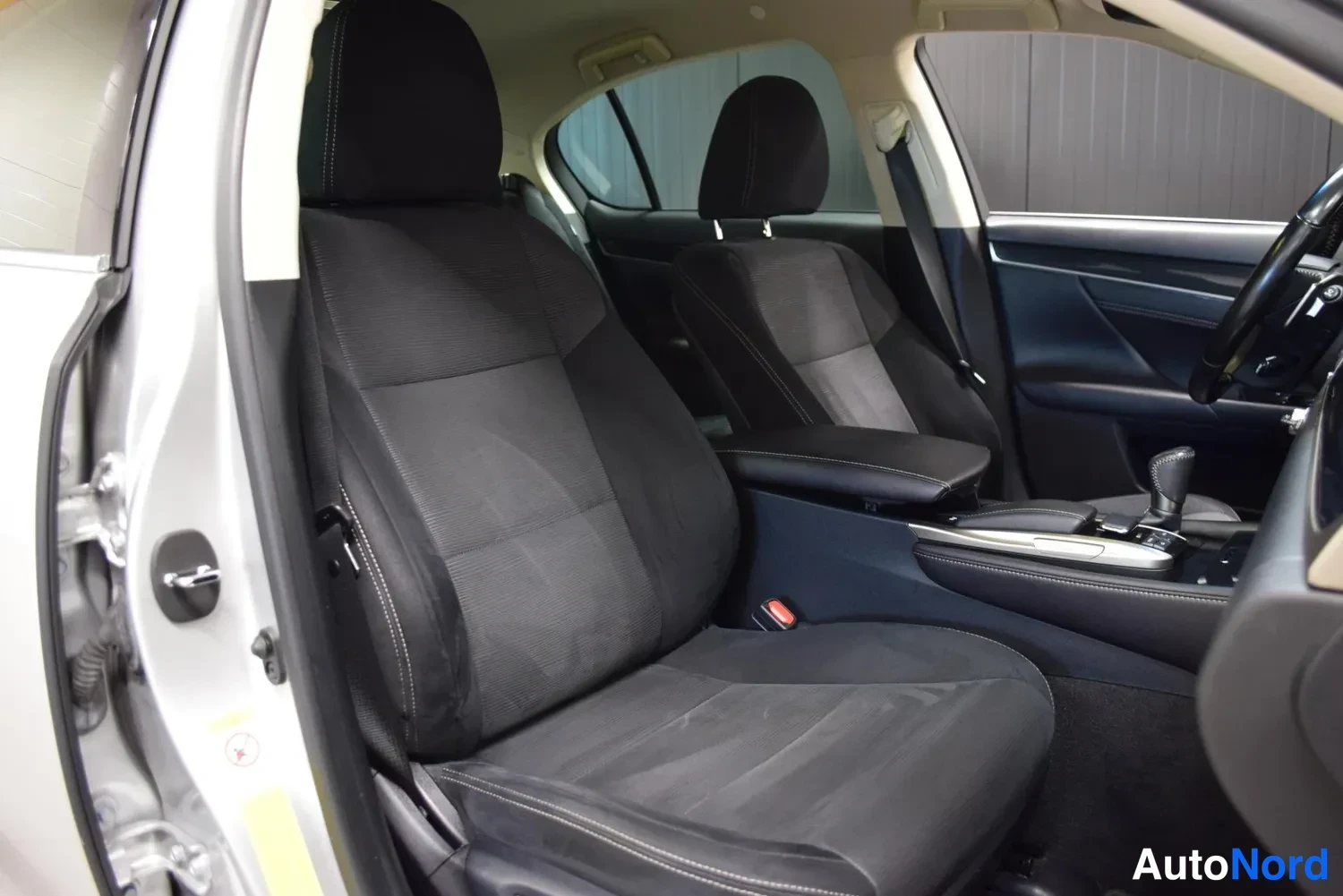 Hopea Lexus GS 2017, ulkokuva 13 – Raisio
