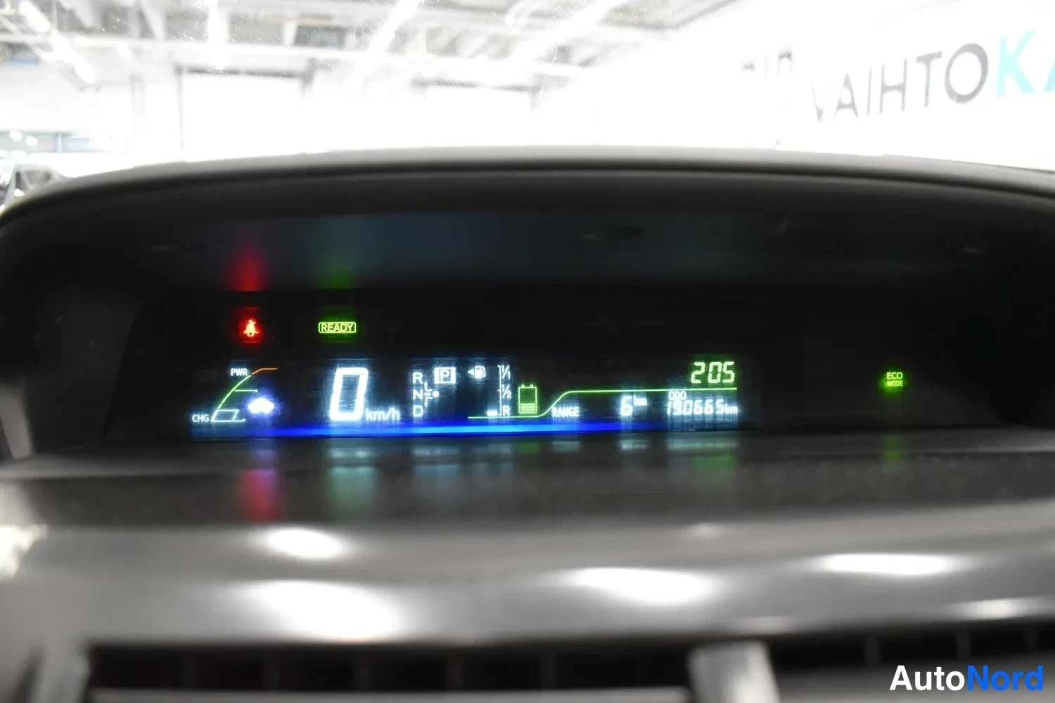 Musta Toyota Prius+ 2013, ulkokuva 16 – Raisio