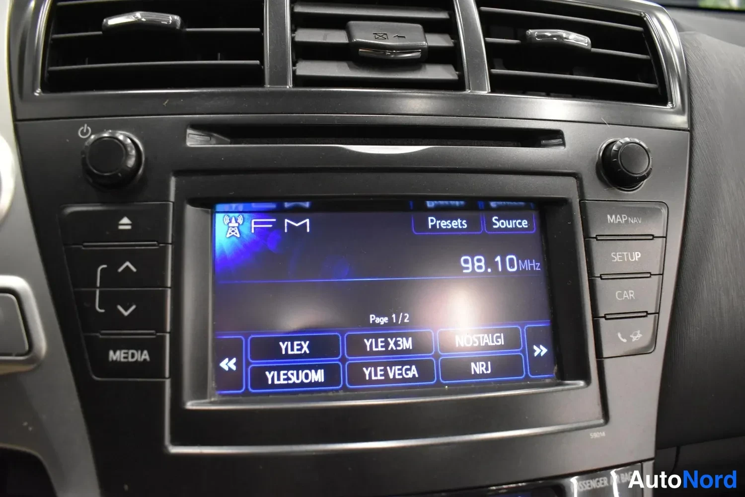 Musta Toyota Prius+ 2013, ulkokuva 17 – Raisio