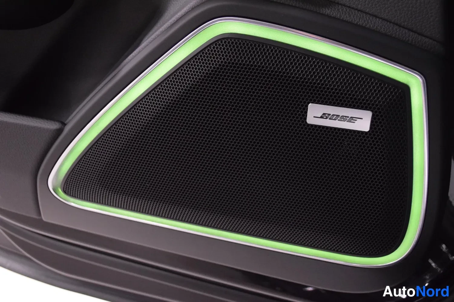 Musta Porsche Panamera 4 E-Hybrid 2018, ulkokuva 17 – Raisio