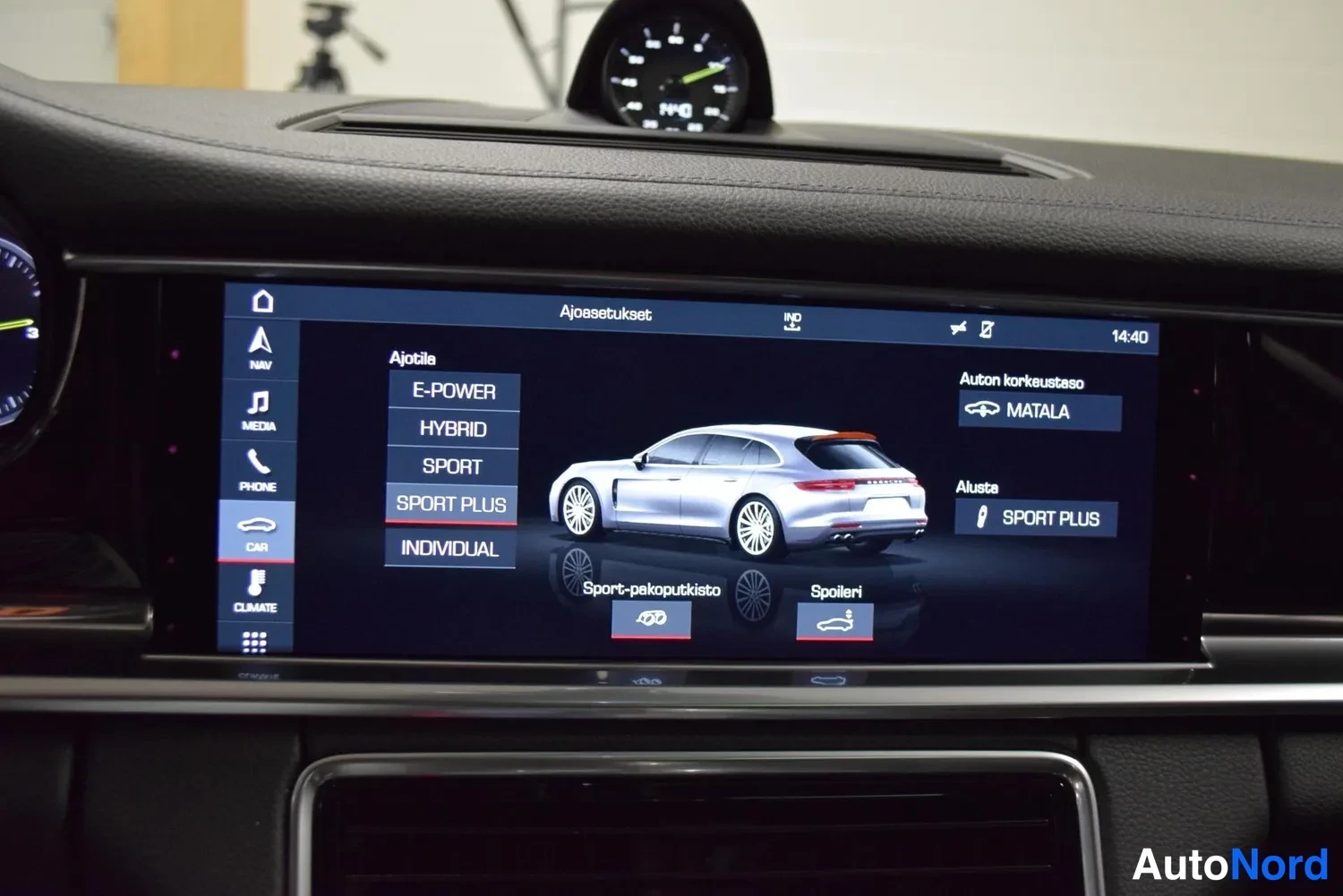 Musta Porsche Panamera 4 E-Hybrid 2018, ulkokuva 22 – Raisio