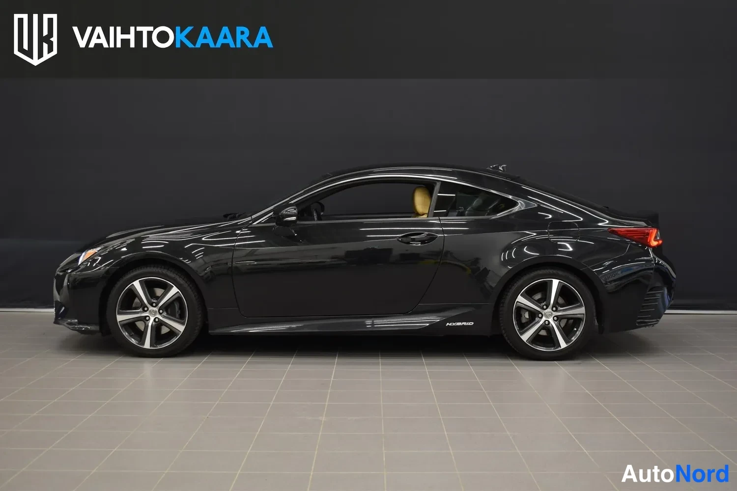 Musta Lexus RC 2017, ulkokuva 2 – Raisio
