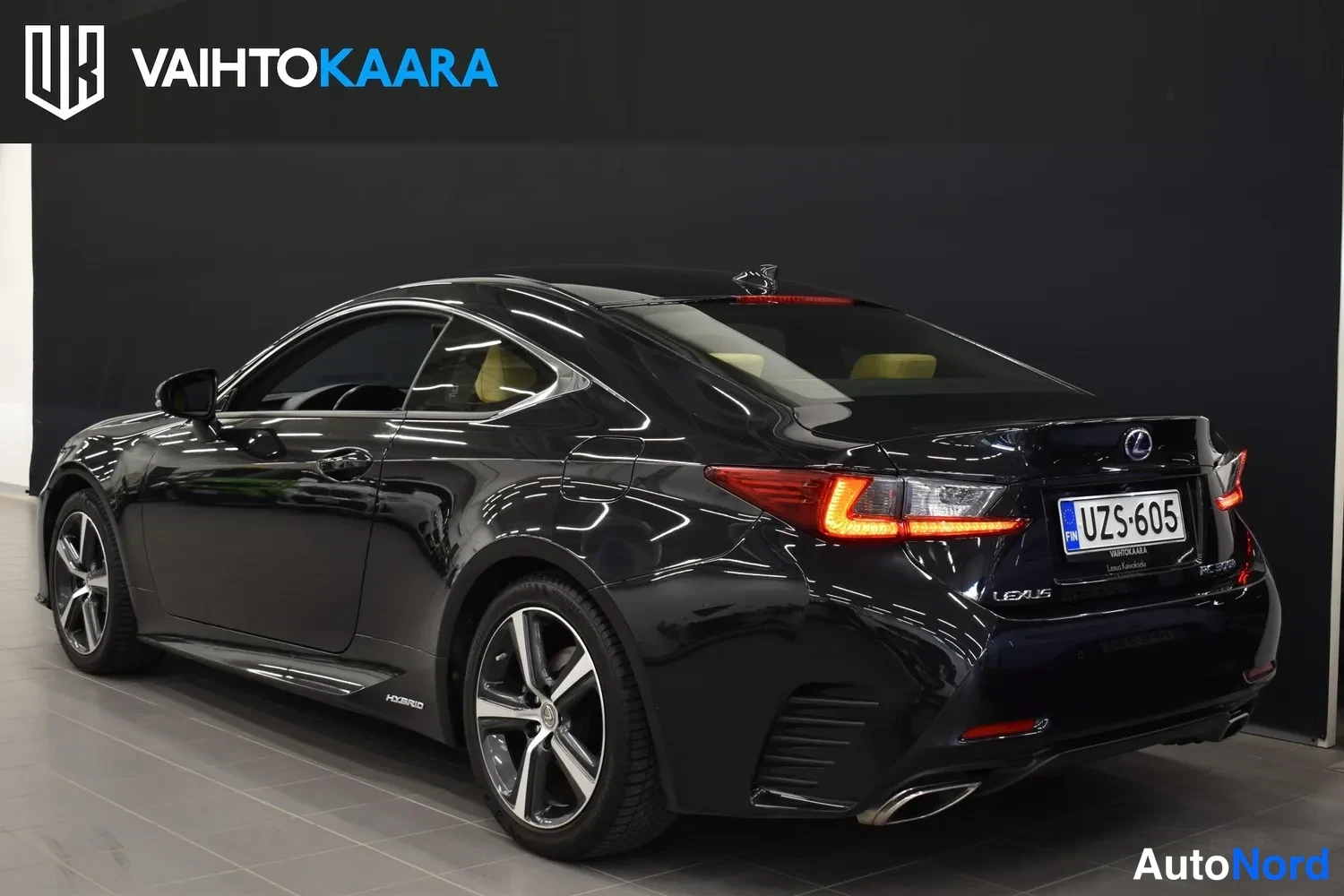 Musta Lexus RC 2017, ulkokuva 3 – Raisio