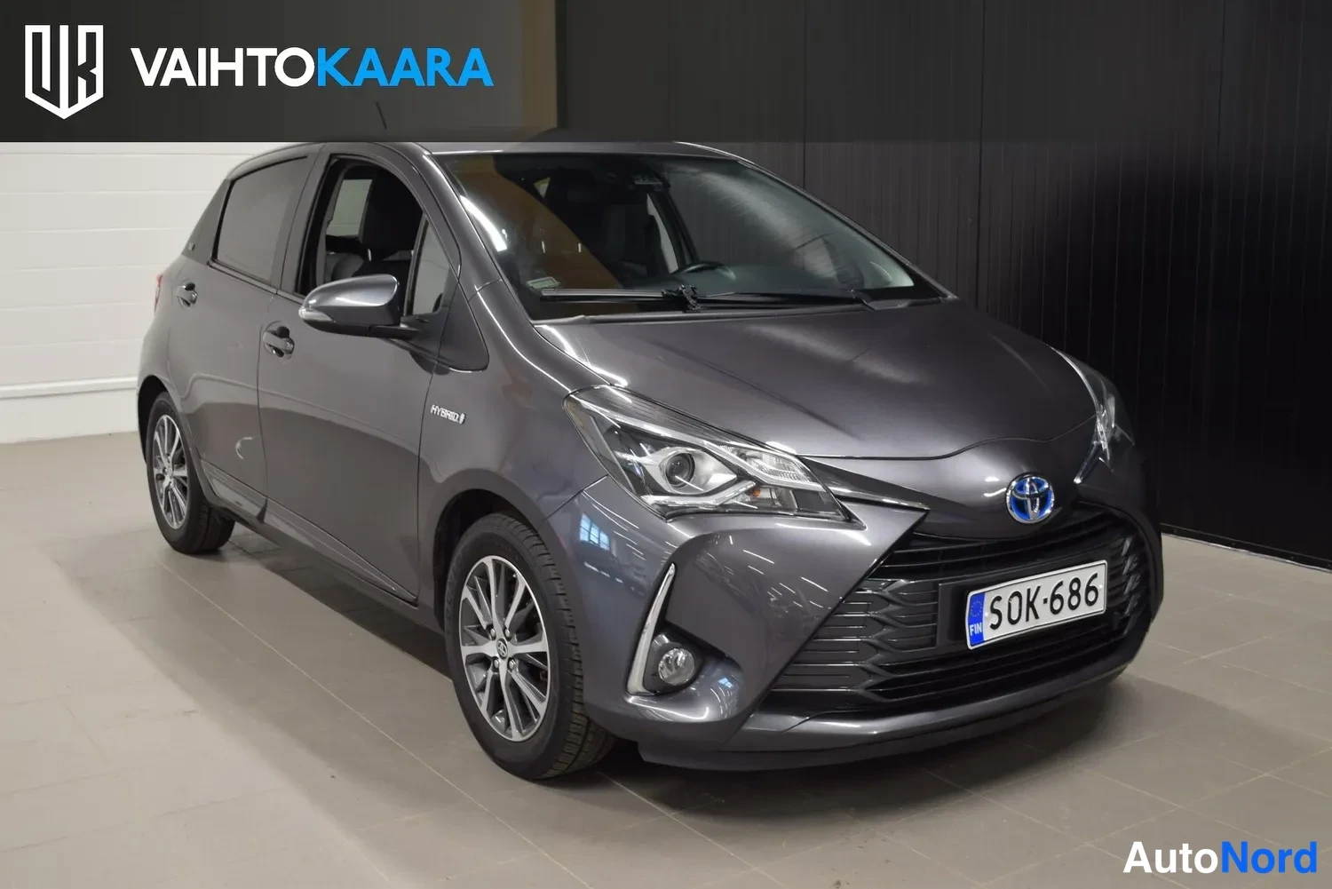 Harmaa Toyota Yaris 2020, ulkokuva 6 – Raisio