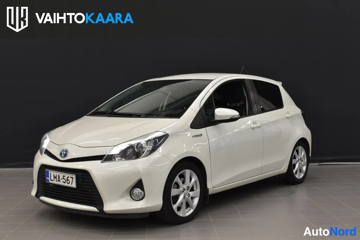 Toyota Yaris Hybrid Style 2013