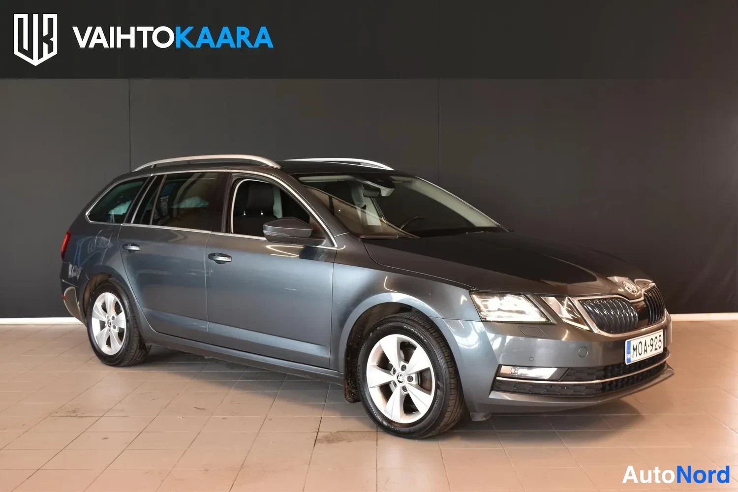 Harmaa Skoda Octavia 2020, ulkokuva 6 – Raisio