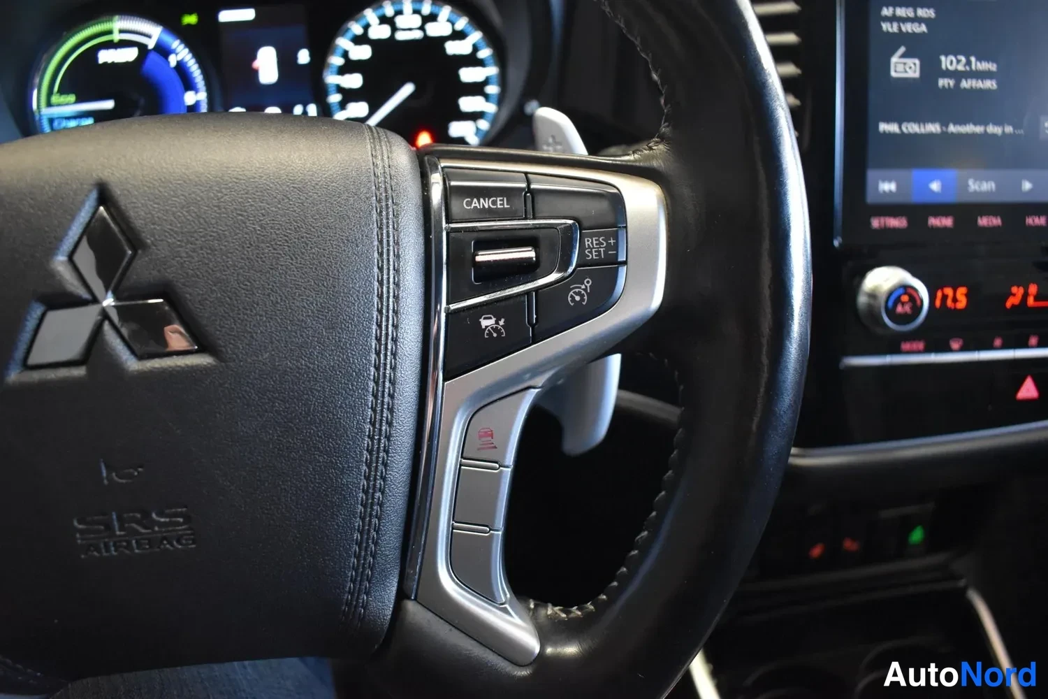 Punainen Mitsubishi Outlander PHEV 2020, ulkokuva 16 – Raisio
