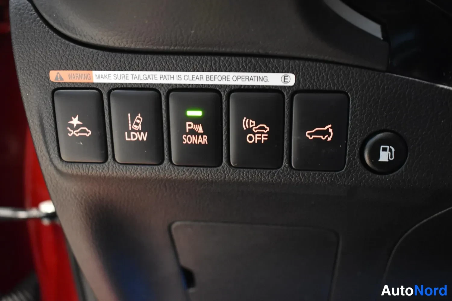 Punainen Mitsubishi Outlander PHEV 2020, ulkokuva 18 – Raisio