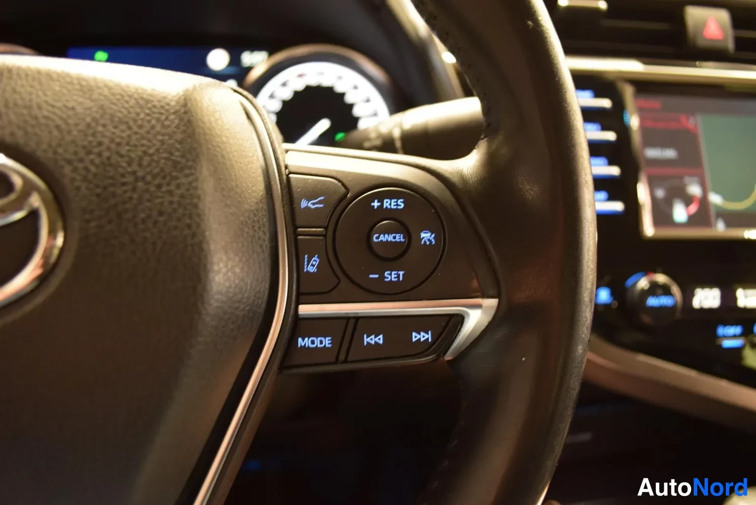 Ruskea Toyota Camry 2019, ulkokuva 17 – Raisio