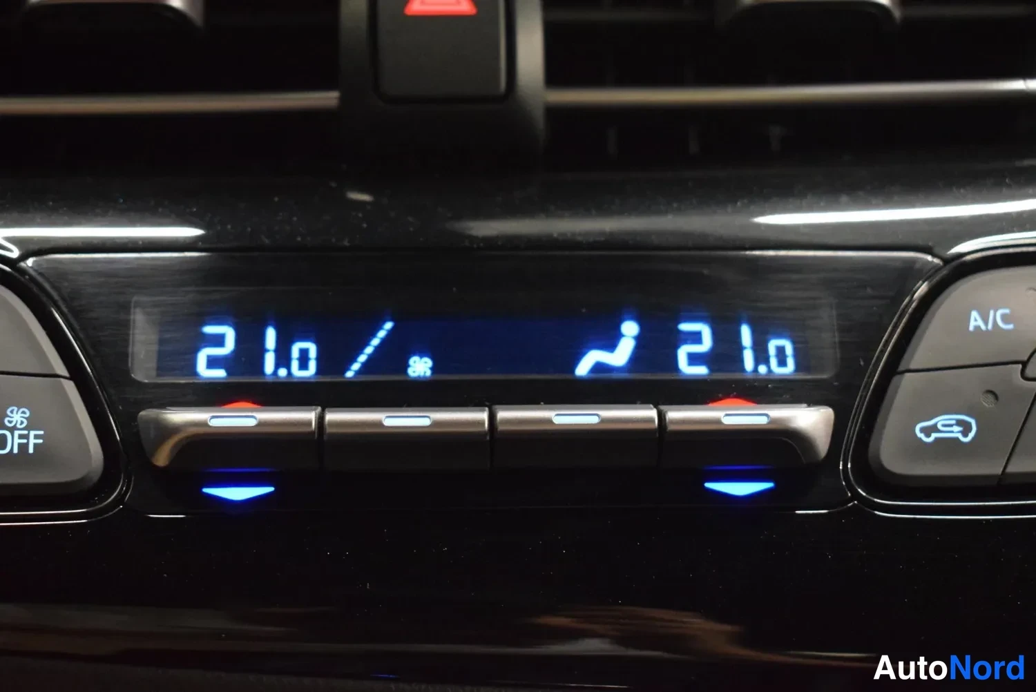 Valkoinen Toyota C-HR 2017, ulkokuva 21 – Raisio
