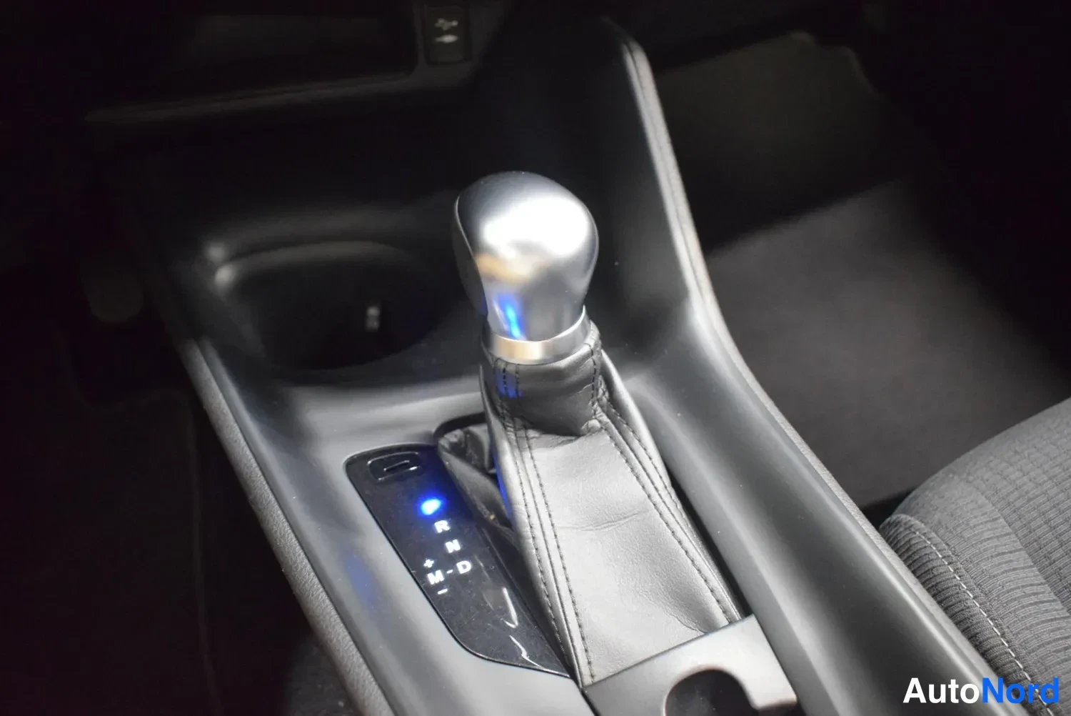 Valkoinen Toyota C-HR 2017, ulkokuva 23 – Raisio