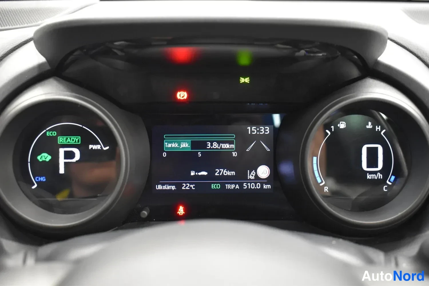 Valkoinen Toyota Yaris 2021, ulkokuva 15 – Raisio