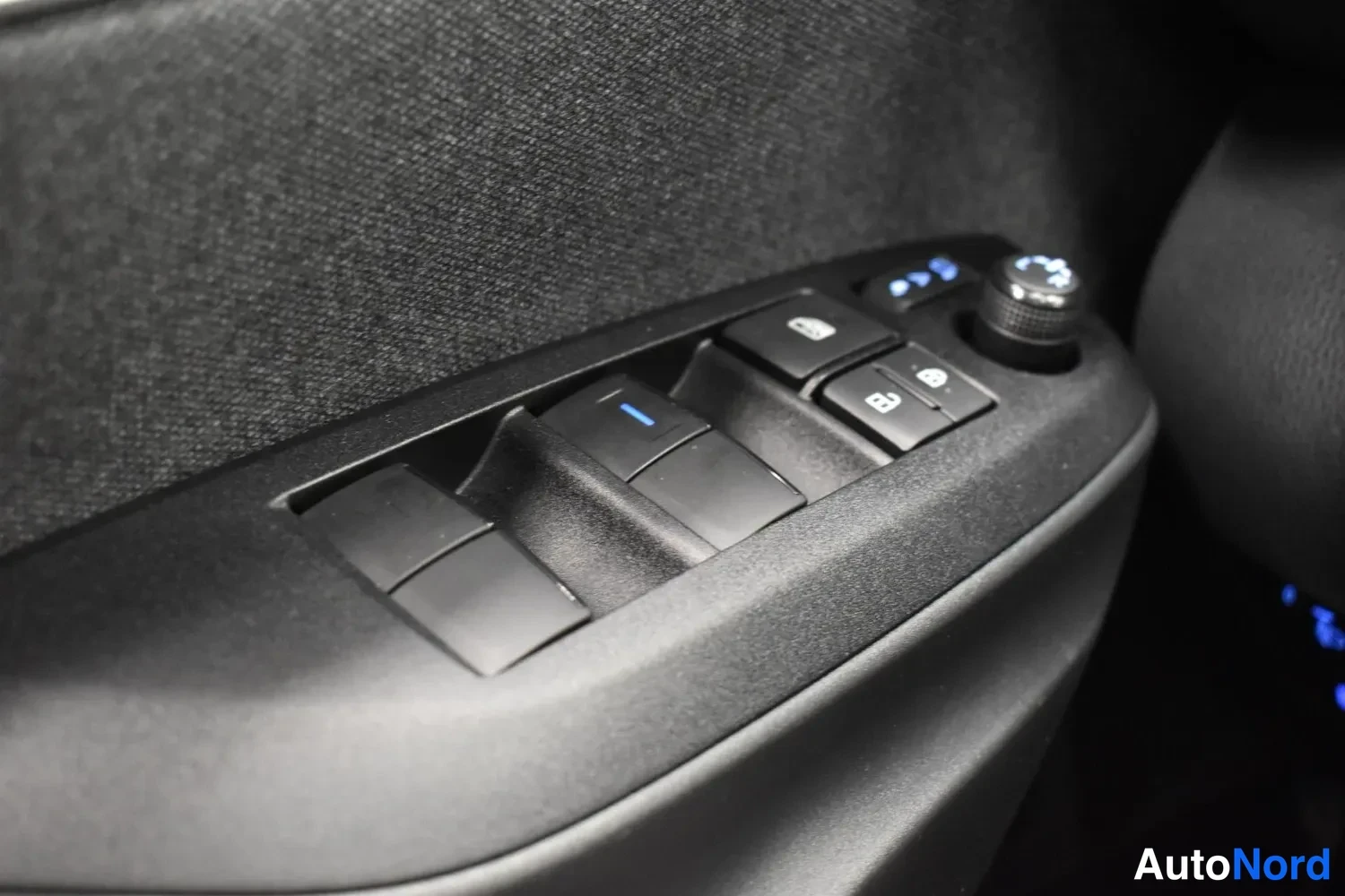 Valkoinen Toyota Yaris 2021, ulkokuva 28 – Raisio