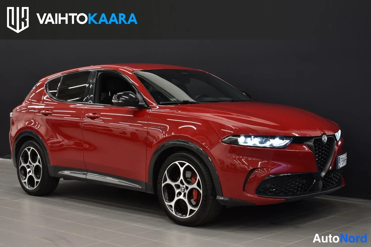 Punainen Alfa Romeo Tonale 2022, ulkokuva 6 – Raisio