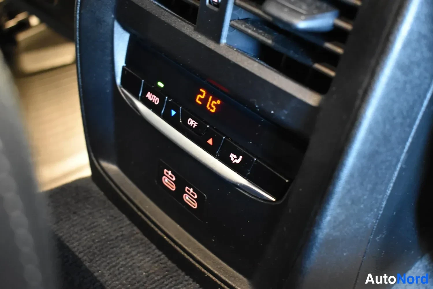Valkoinen BMW 330e xDrive 2021, ulkokuva 17 – Raisio