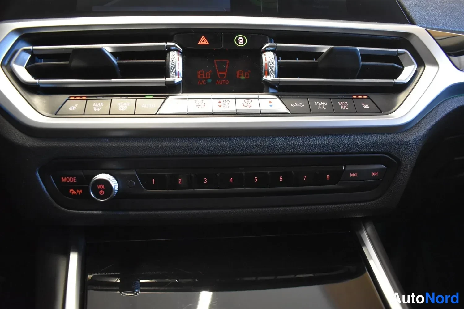 Valkoinen BMW 330e xDrive 2021, ulkokuva 22 – Raisio