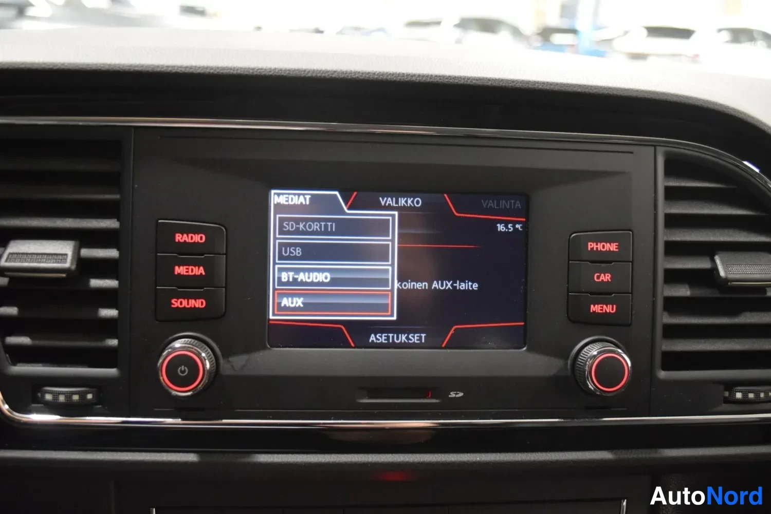 Harmaa Seat Leon ST 2016, ulkokuva 22 – Raisio