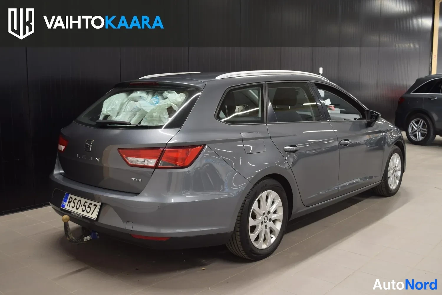 Harmaa Seat Leon ST 2016, ulkokuva 4 – Raisio