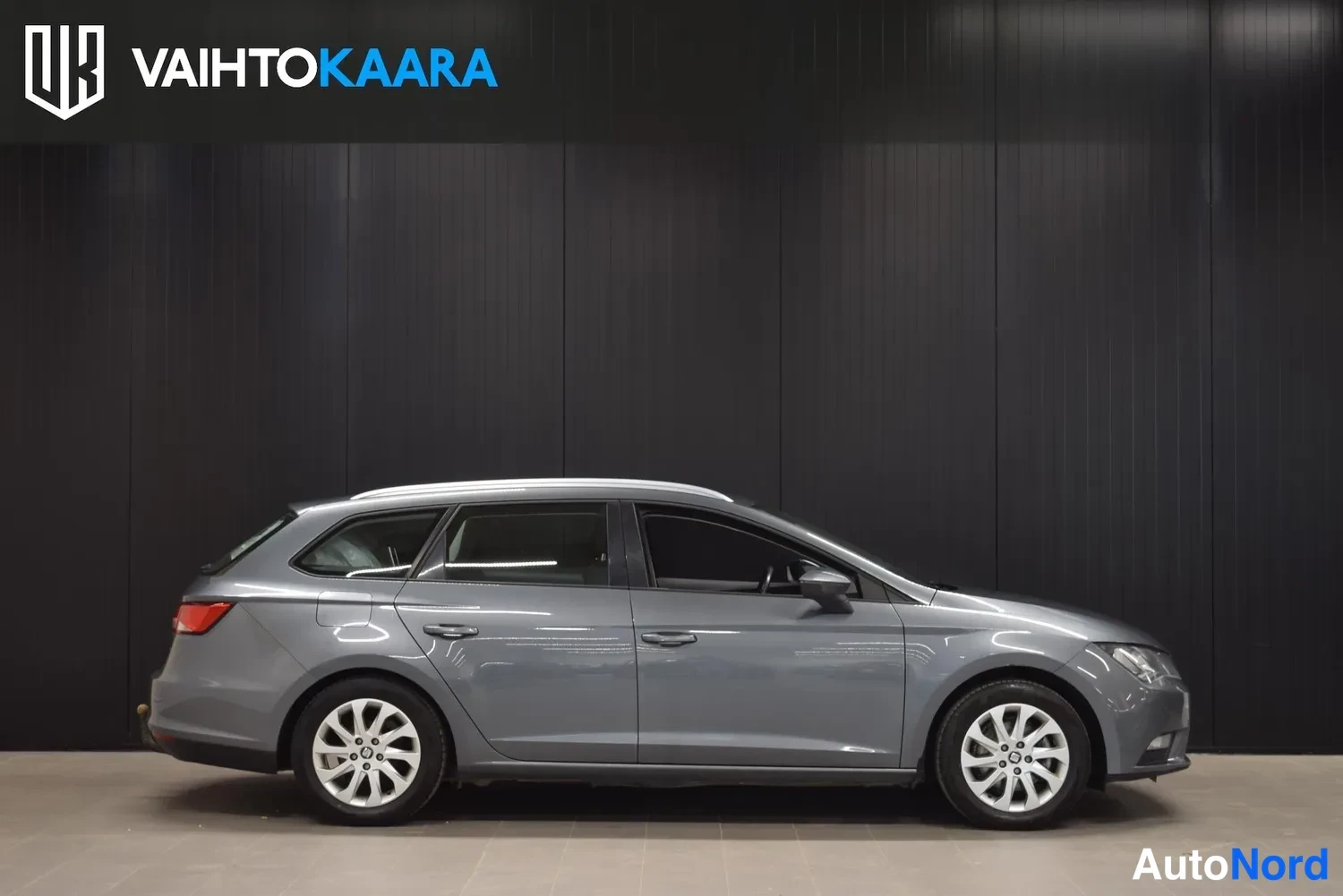 Harmaa Seat Leon ST 2016, ulkokuva 5 – Raisio