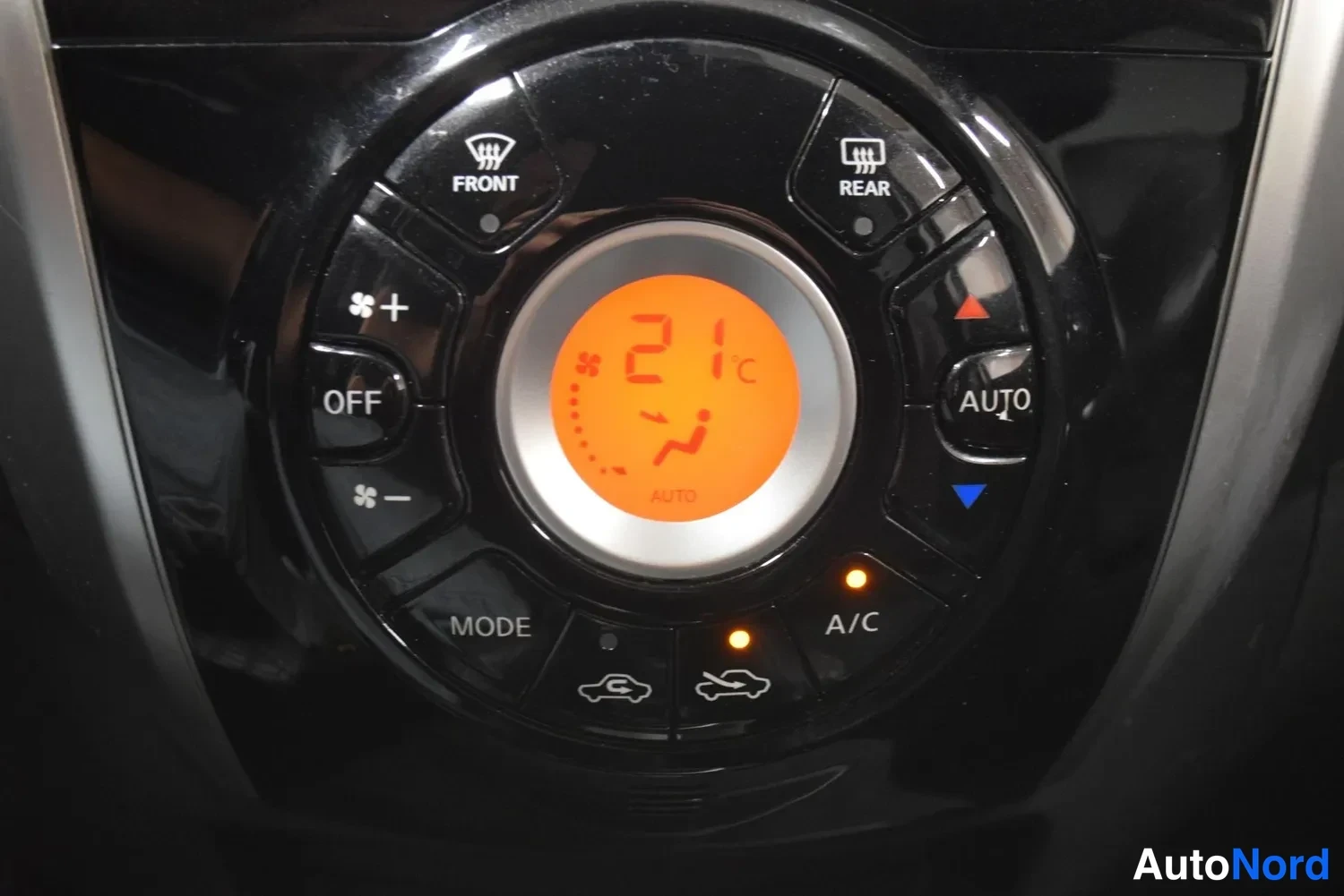 Harmaa Nissan Note 2015, ulkokuva 21 – Raisio