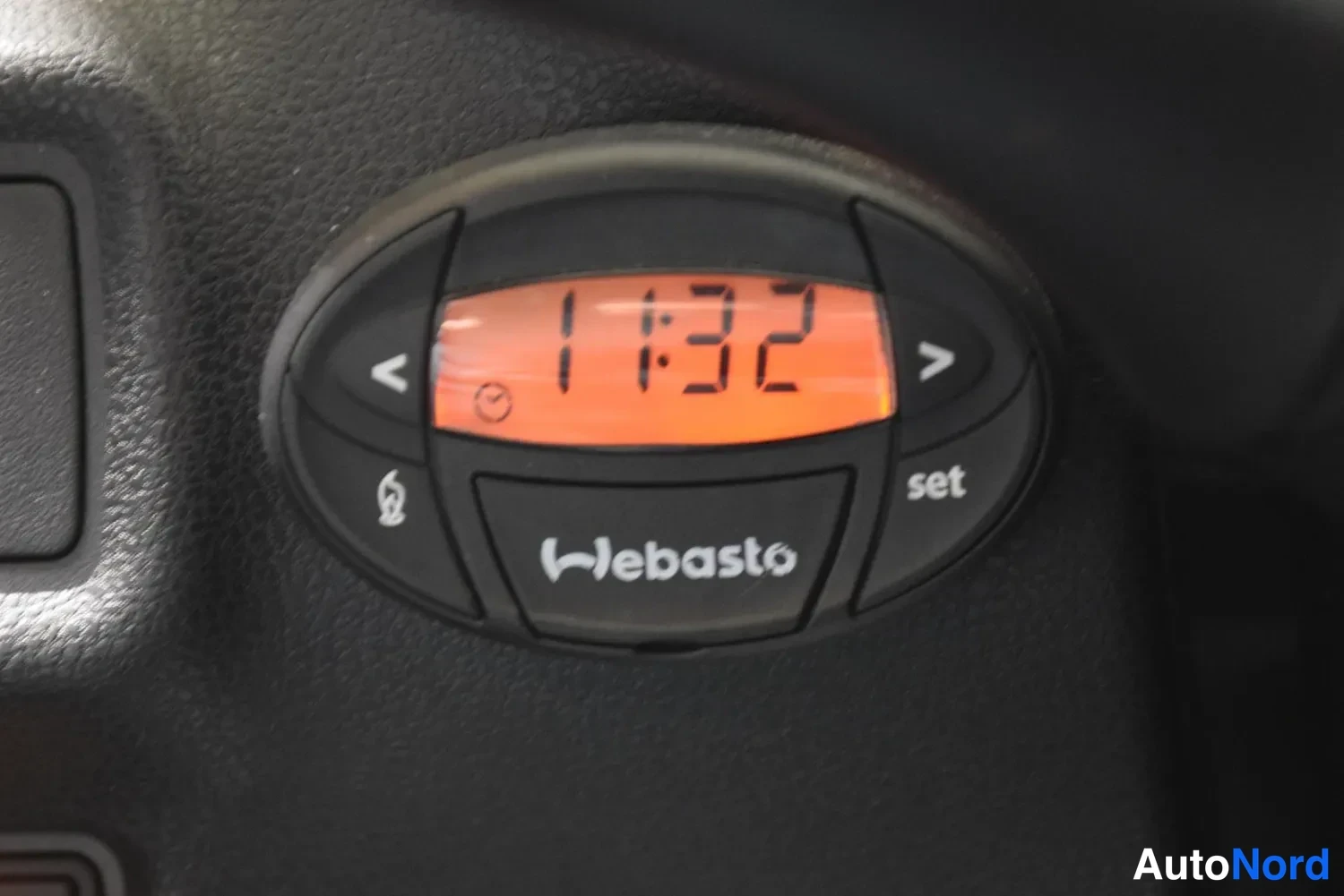 Harmaa Nissan Note 2015, ulkokuva 23 – Raisio