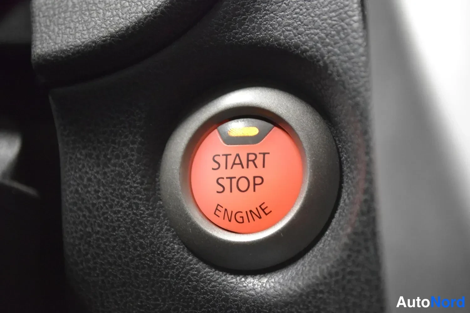 Harmaa Nissan Note 2015, ulkokuva 25 – Raisio