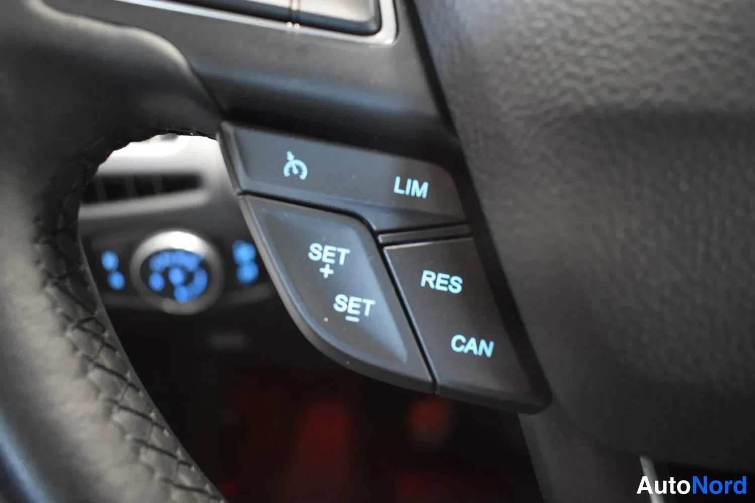 Harmaa Ford Focus 2016, ulkokuva 18 – Raisio