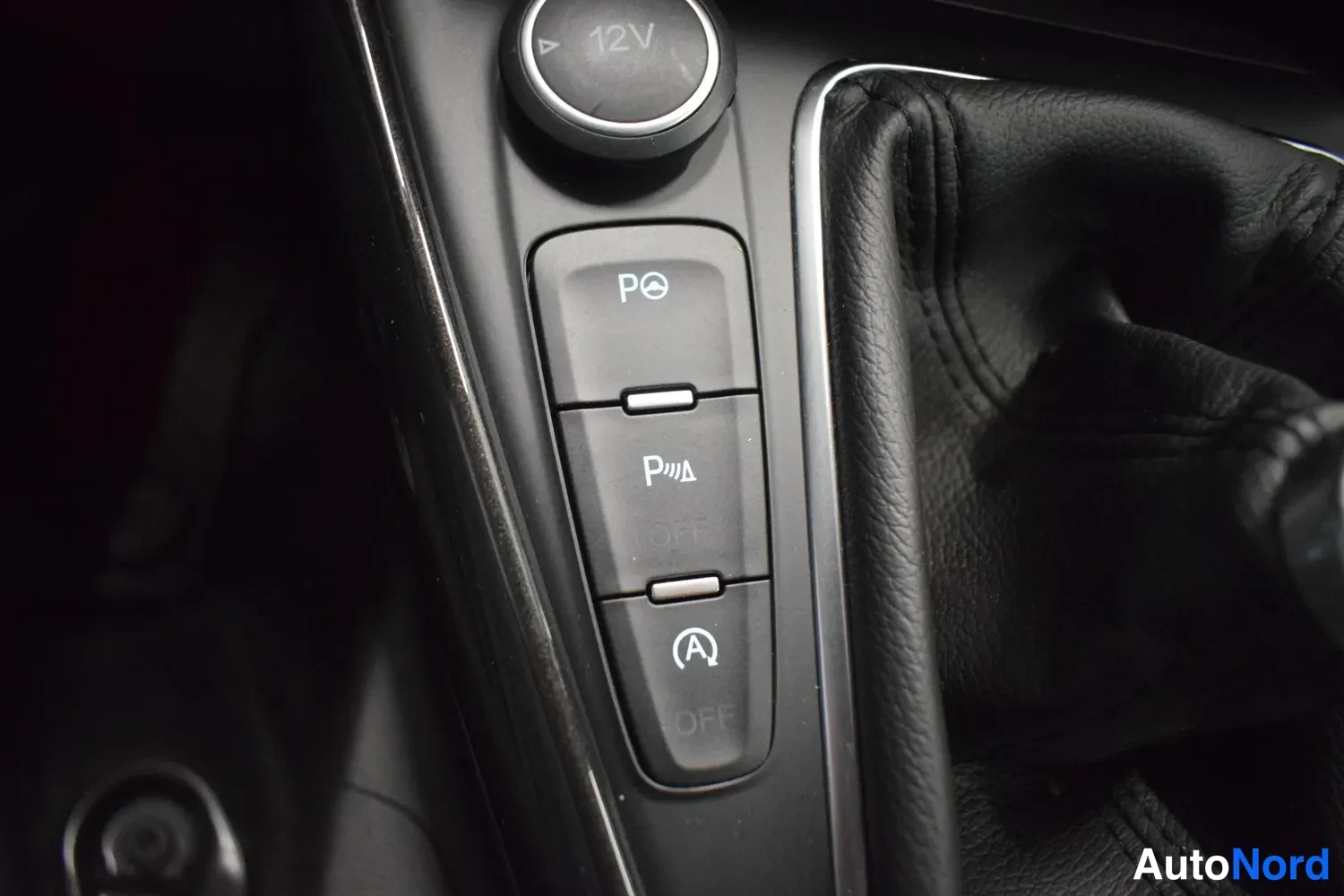 Harmaa Ford Focus 2016, ulkokuva 20 – Raisio