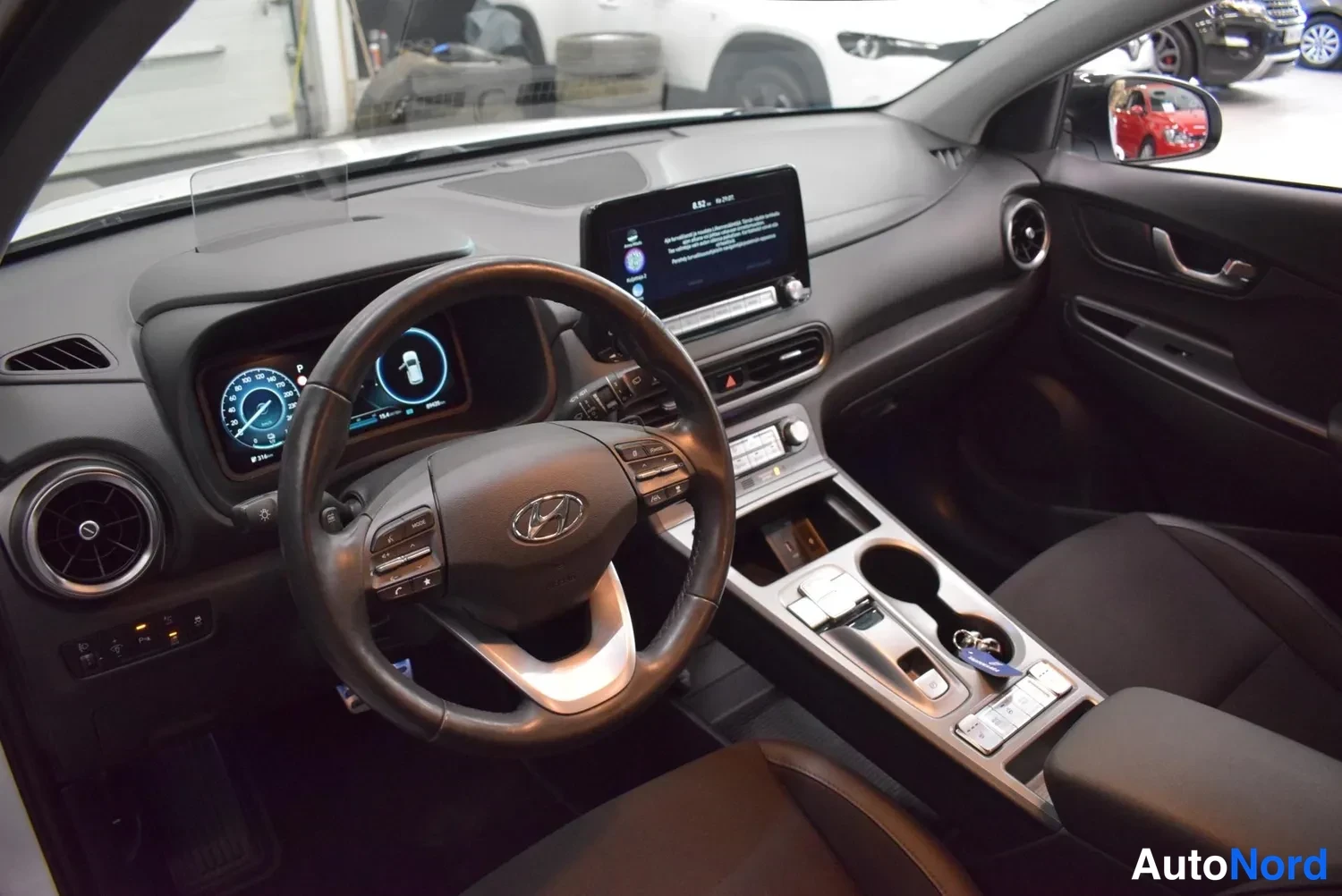Valkoinen Hyundai Kona electric 2022, ulkokuva 7 – Raisio