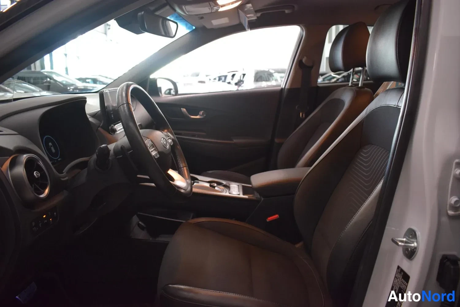 Valkoinen Hyundai Kona electric 2022, ulkokuva 8 – Raisio