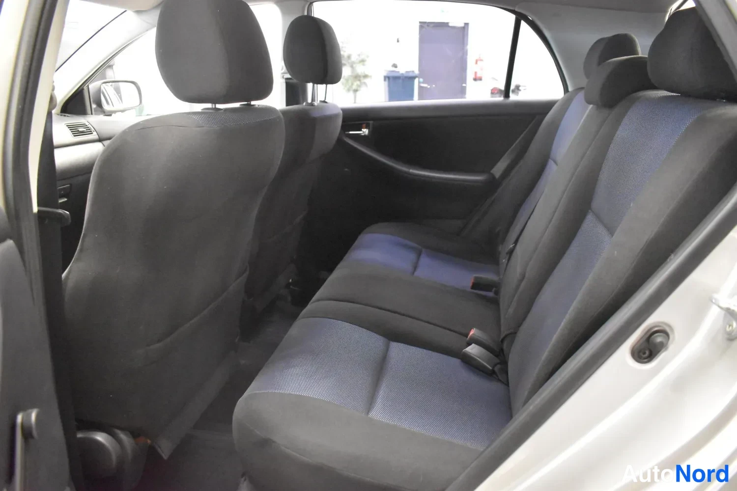 Hopea Toyota Corolla 2005, ulkokuva 10 – Raisio