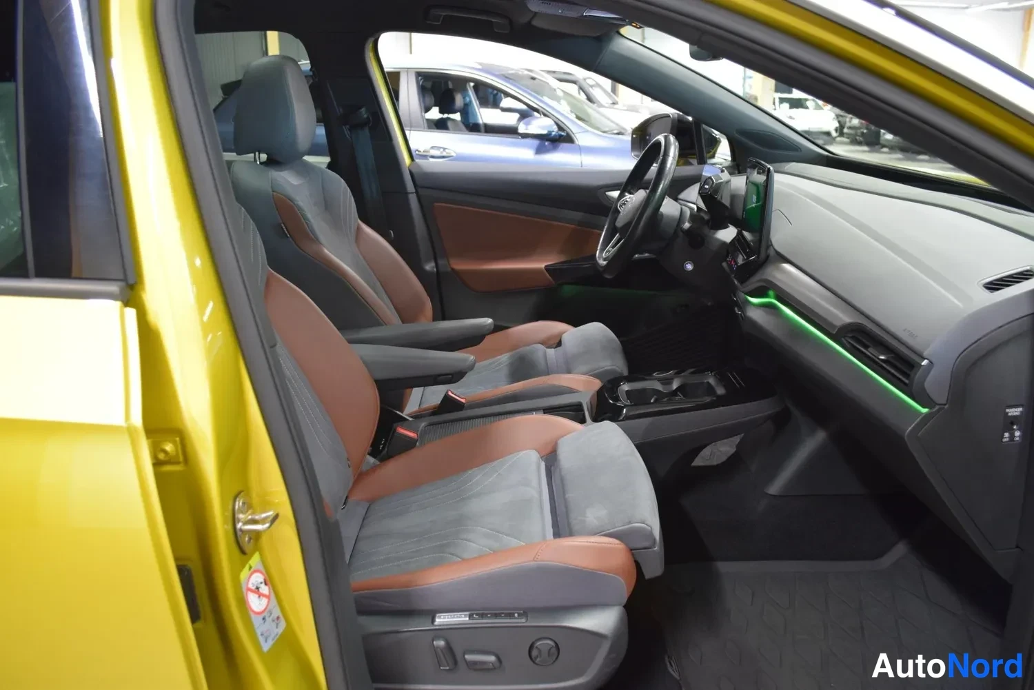 Keltainen Volkswagen ID.4 2021, ulkokuva 10 – Raisio