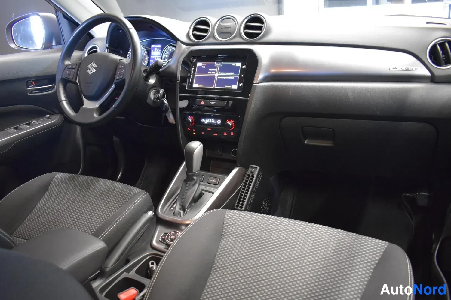 Keltainen Suzuki Vitara 2020, ulkokuva 11 – Raisio