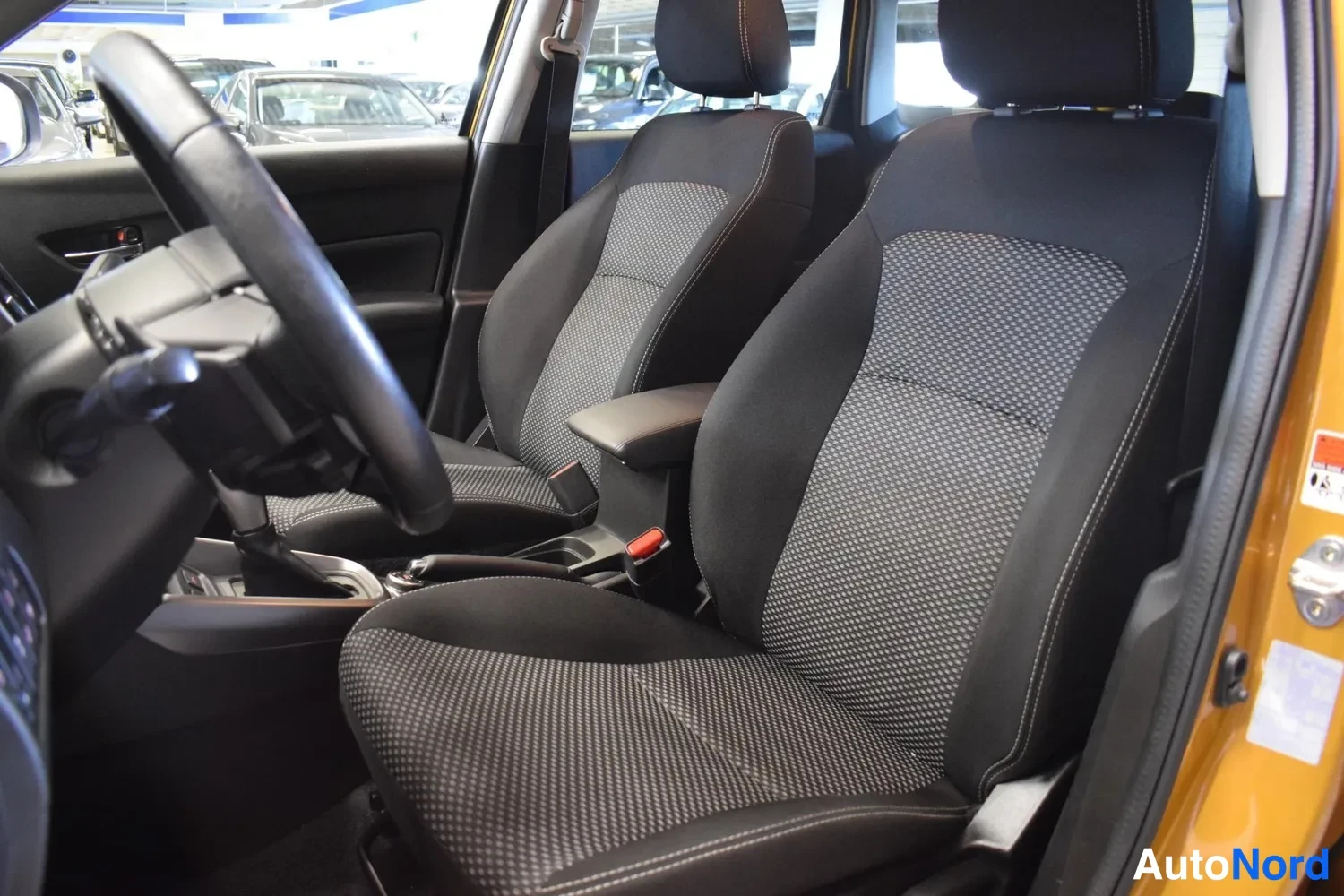 Keltainen Suzuki Vitara 2020, ulkokuva 8 – Raisio