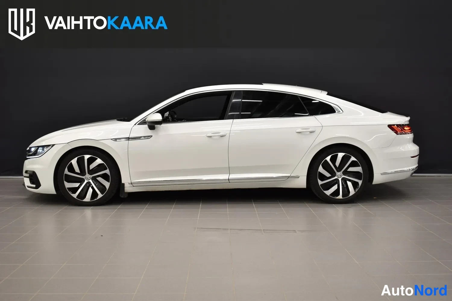 Valkoinen Volkswagen Arteon 2017, ulkokuva 2 – Raisio