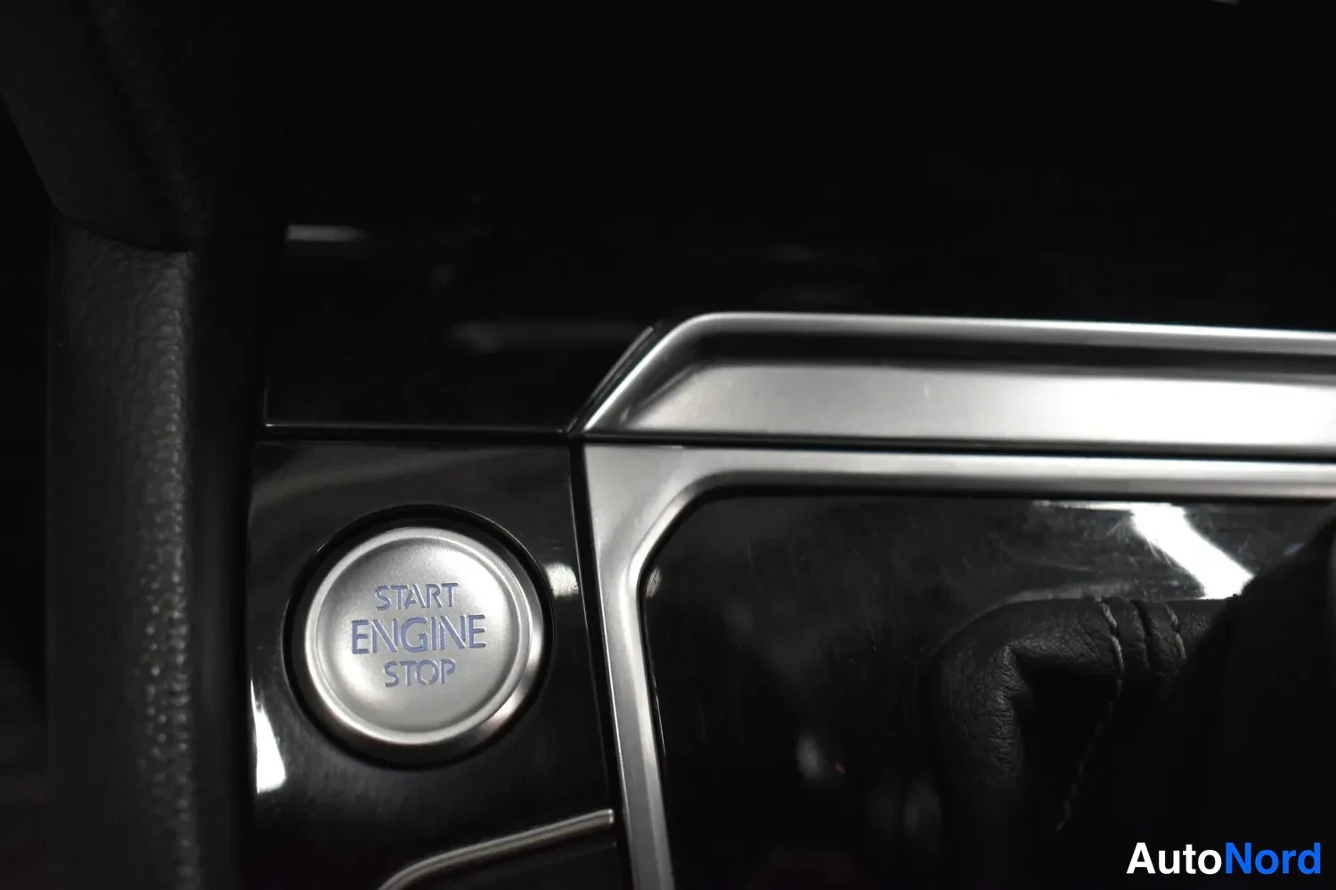 Valkoinen Volkswagen Arteon 2017, ulkokuva 25 – Raisio