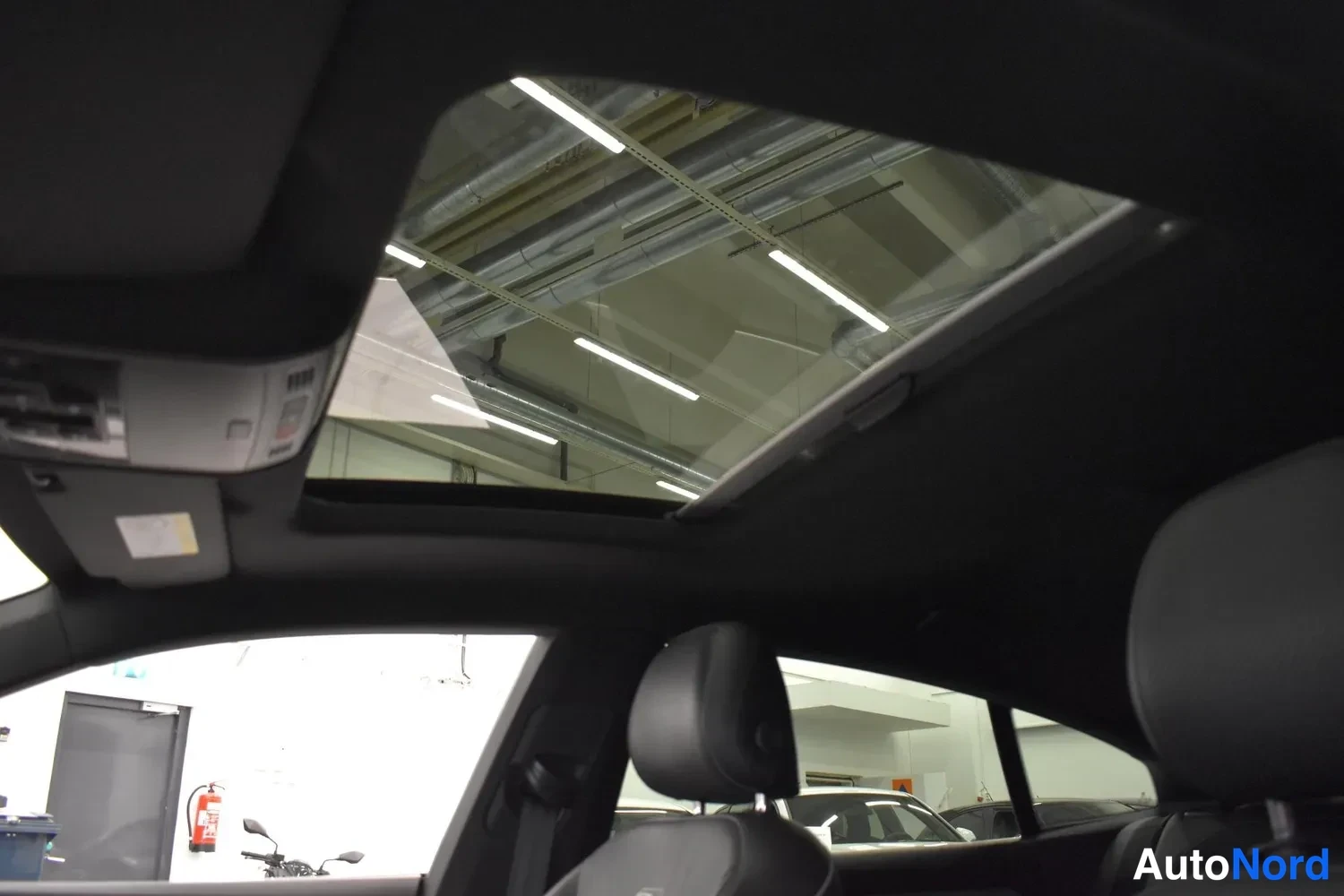 Valkoinen Volkswagen Arteon 2017, ulkokuva 30 – Raisio