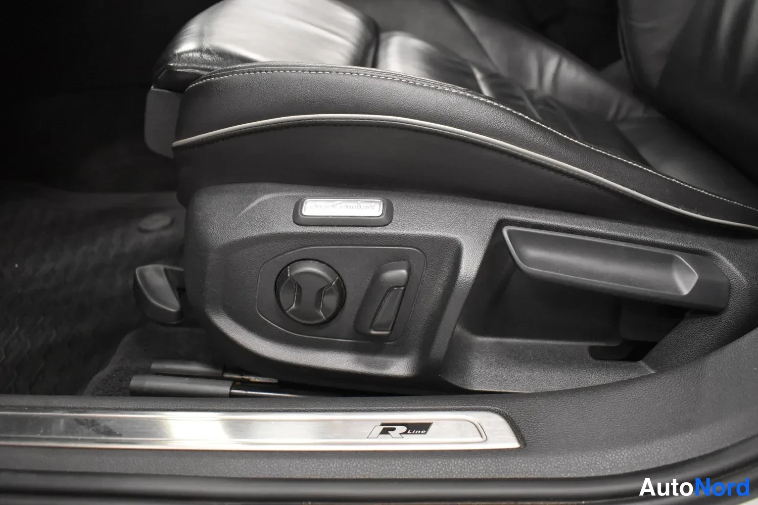 Valkoinen Volkswagen Arteon 2017, ulkokuva 31 – Raisio
