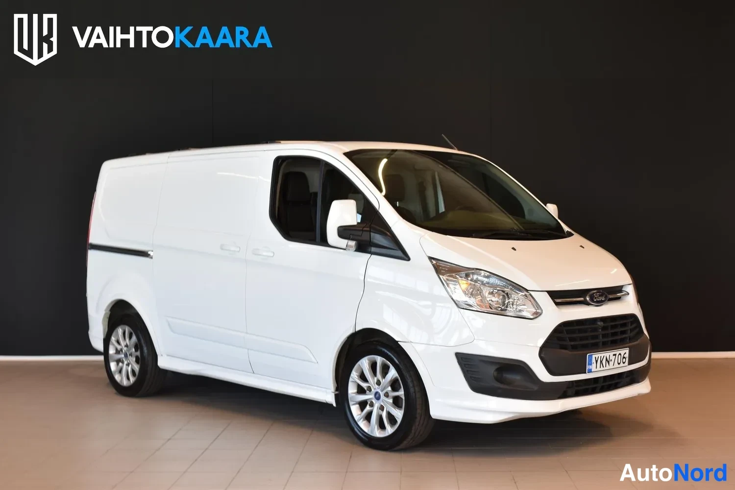 Valkoinen Ford Transit Custom 2015, ulkokuva 6 – Raisio