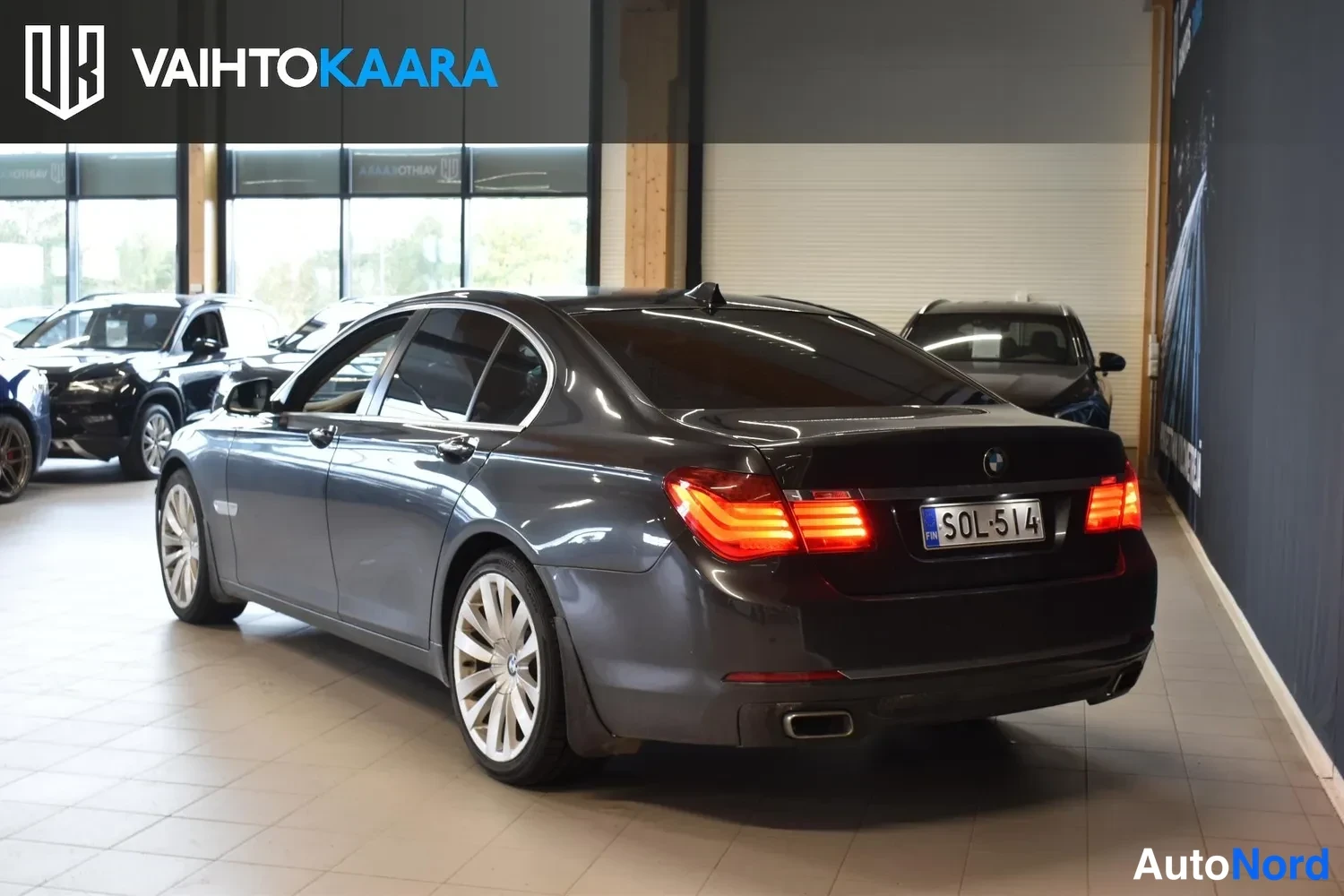 Harmaa BMW 740d xDrive 2013, ulkokuva 2 – Raisio