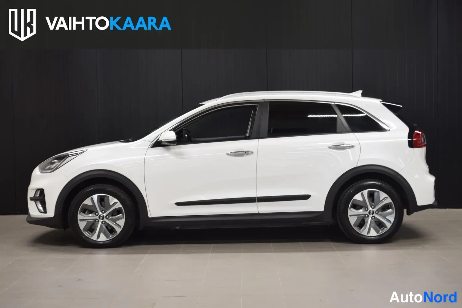 Valkoinen Kia Niro 2020, ulkokuva 2 – Raisio