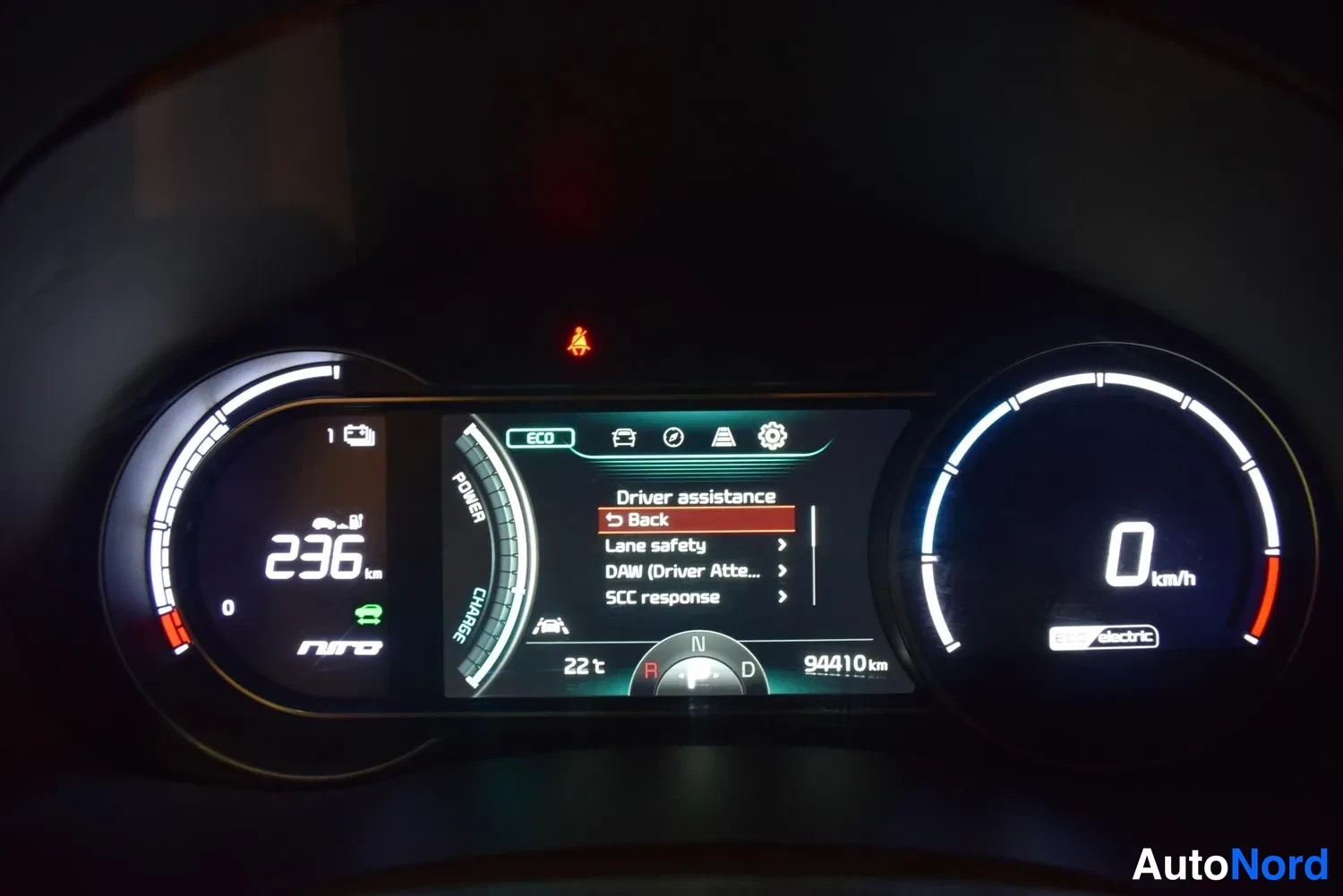 Valkoinen Kia Niro 2020, ulkokuva 14 – Raisio