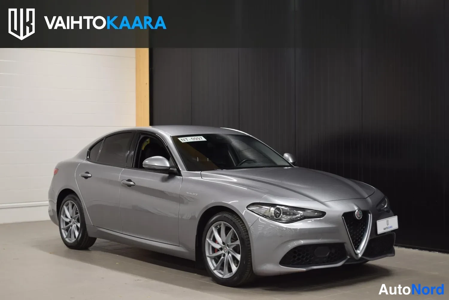 Harmaa Alfa Romeo Giulia 2020, ulkokuva 6 – Raisio