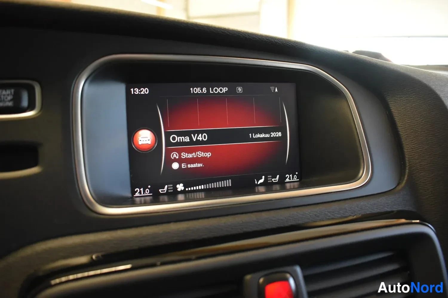 Musta Volvo V40 2020, kuva 17