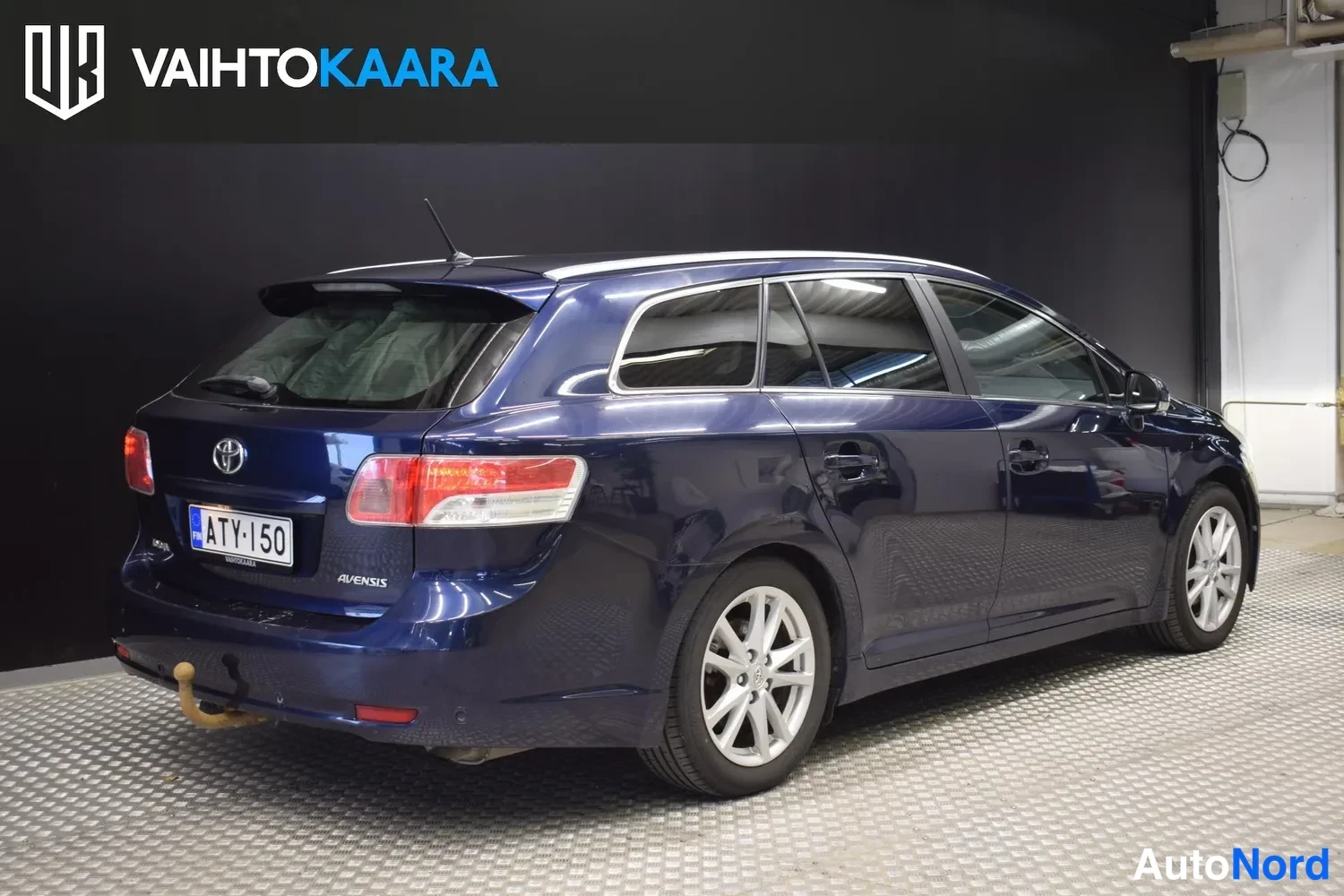 Sininen Toyota Avensis 2009, takaviisto, kuva 7