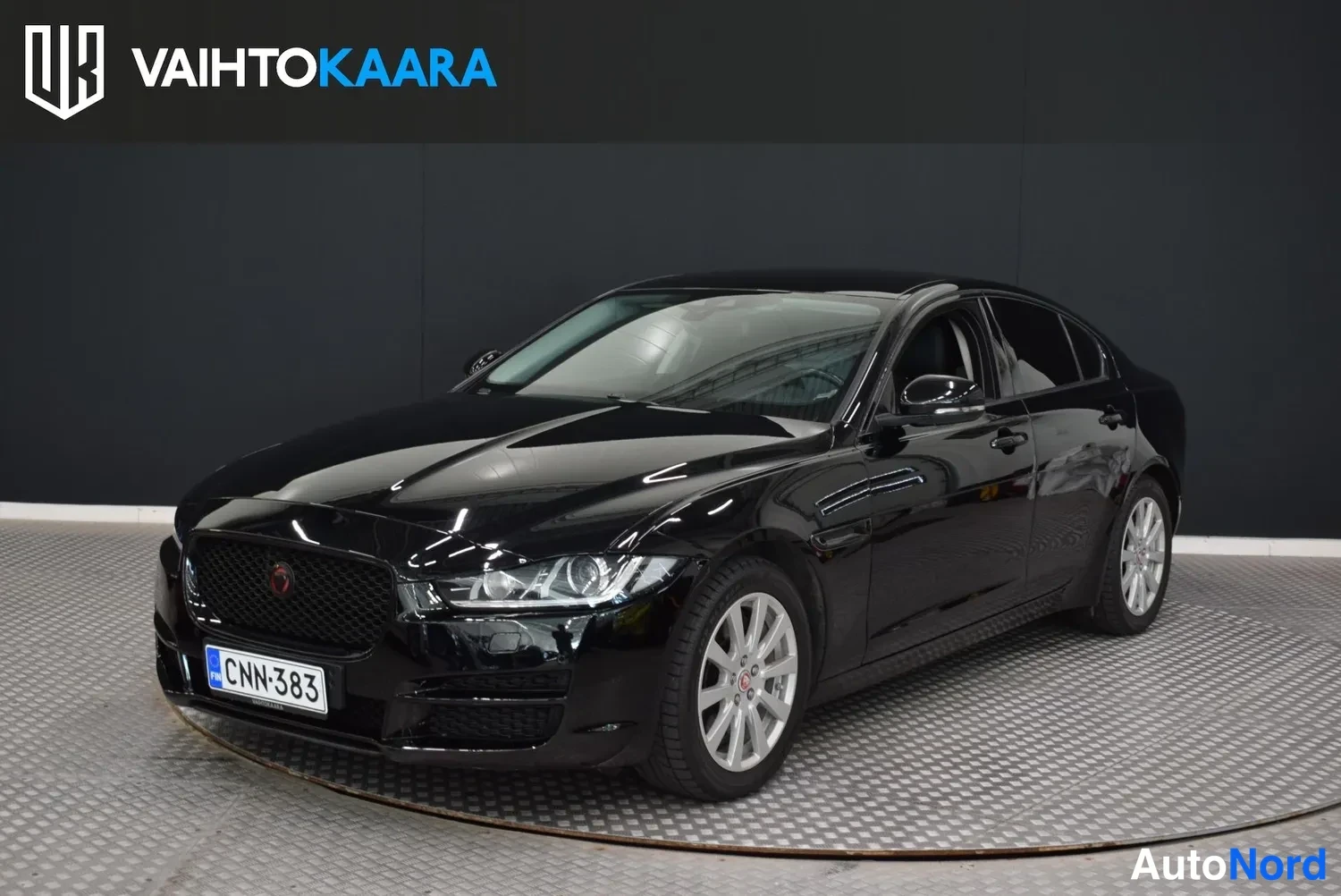 Jaguar XE 20t Prestige 2016