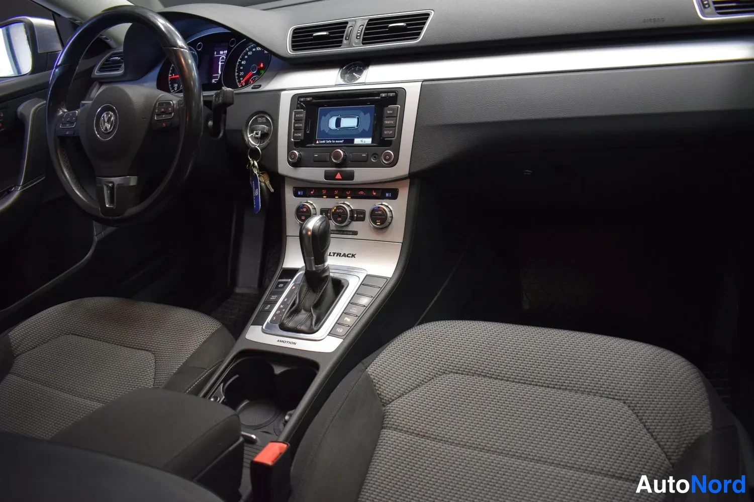 Musta Volkswagen Passat Variant 2013, ulkokuva 11 – Raisio
