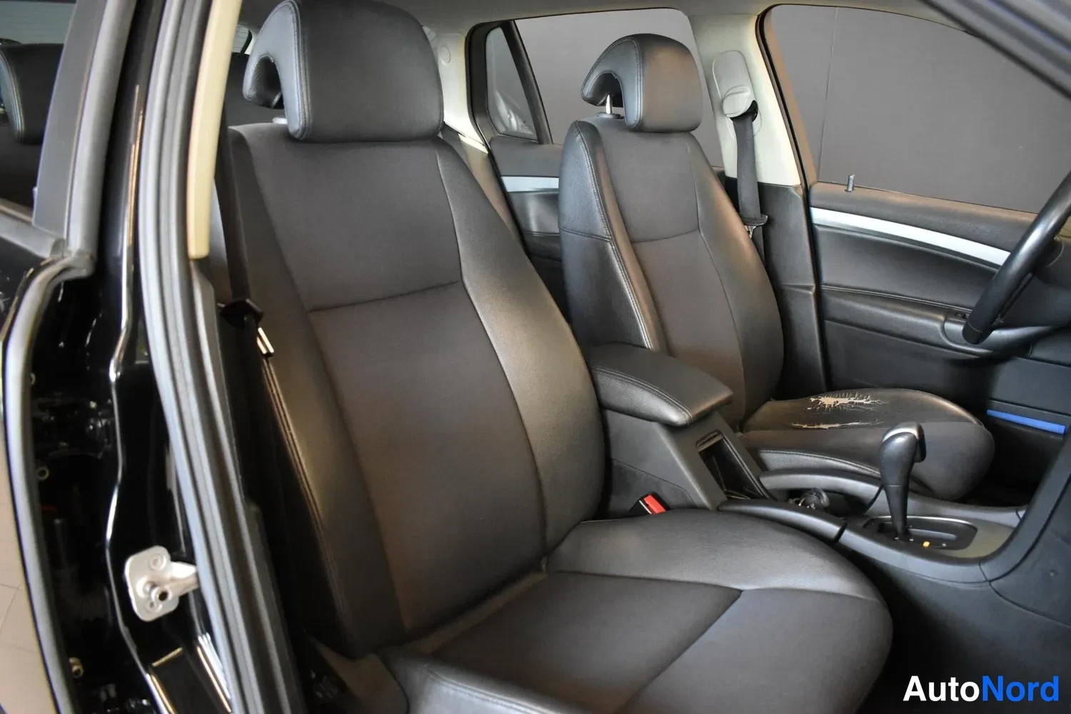 Musta Saab 9-3 2008, ulkokuva 11 – Raisio
