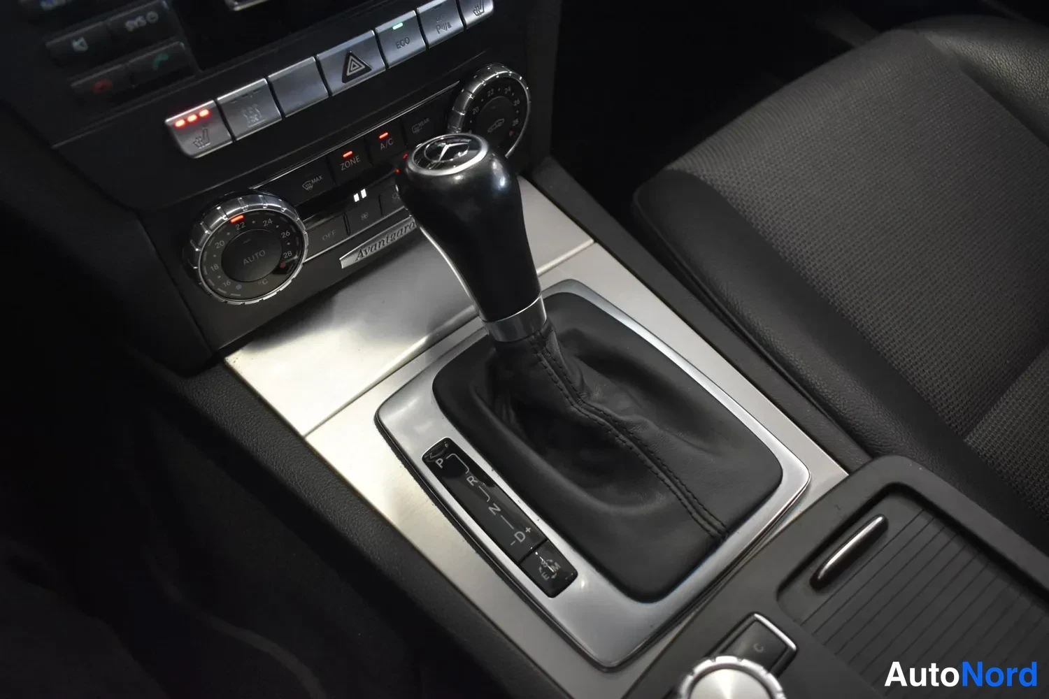 Harmaa Mercedes-Benz C 220 CDI 2013, ulkokuva 17 – Raisio