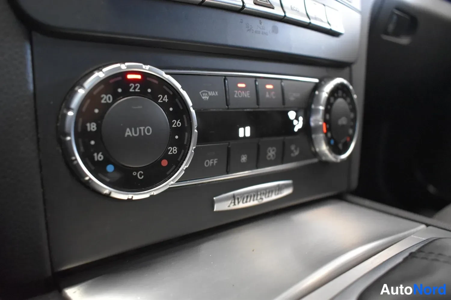Harmaa Mercedes-Benz C 220 CDI 2013, ulkokuva 18 – Raisio